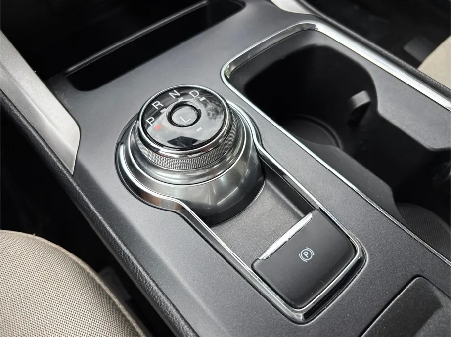 Ford Fusion photo 29