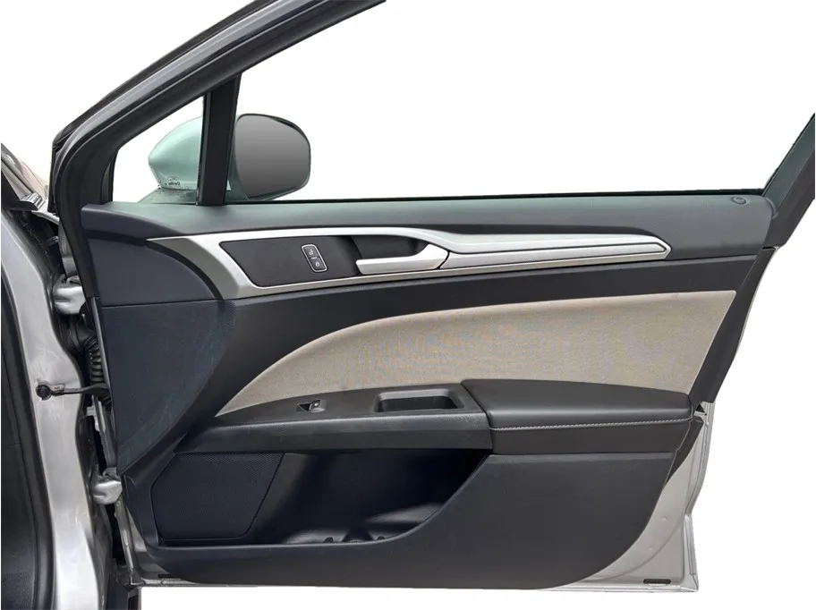 Ford Fusion photo 34