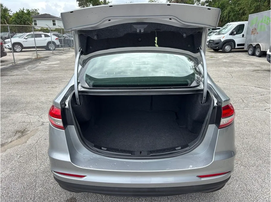 Ford Fusion photo 36