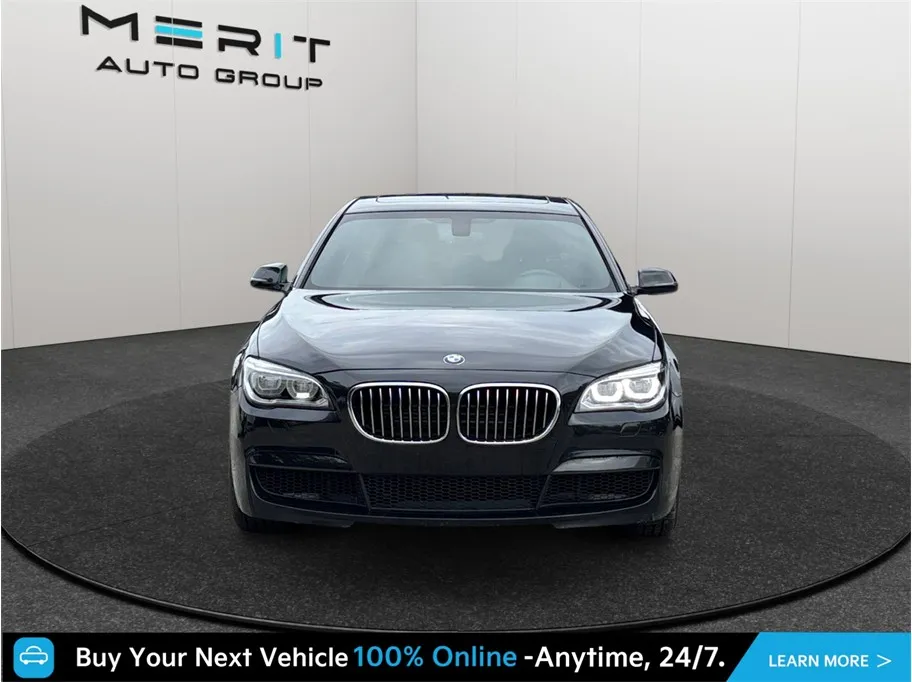 BMW 7 Series photo 3