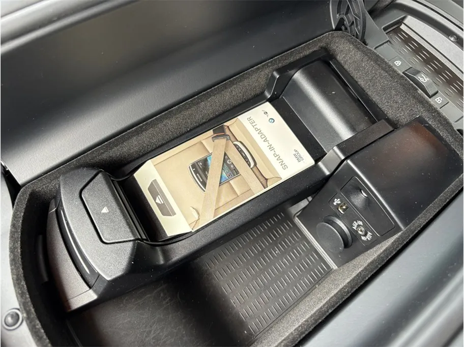 BMW 7 Series photo 35