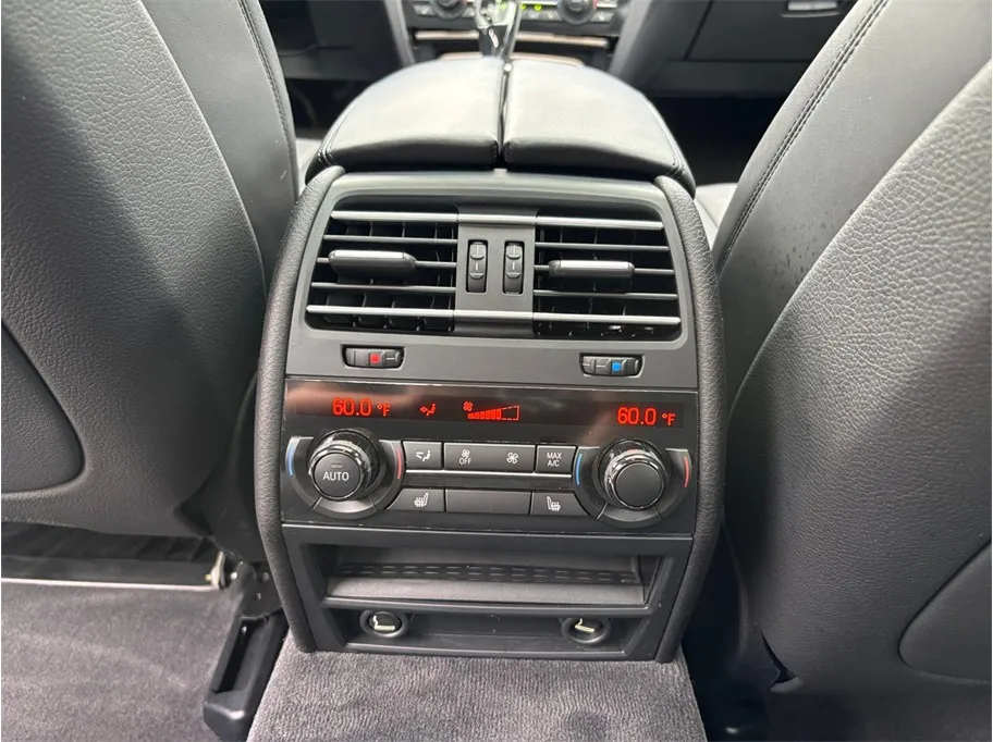 BMW 7 Series photo 41
