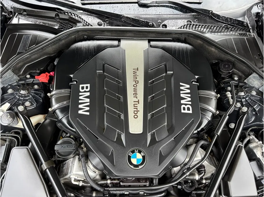 BMW 7 Series photo 54