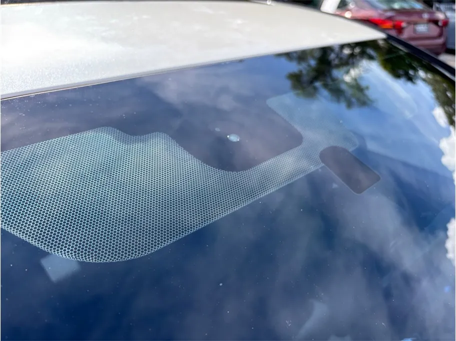 Infiniti Q50 photo 12