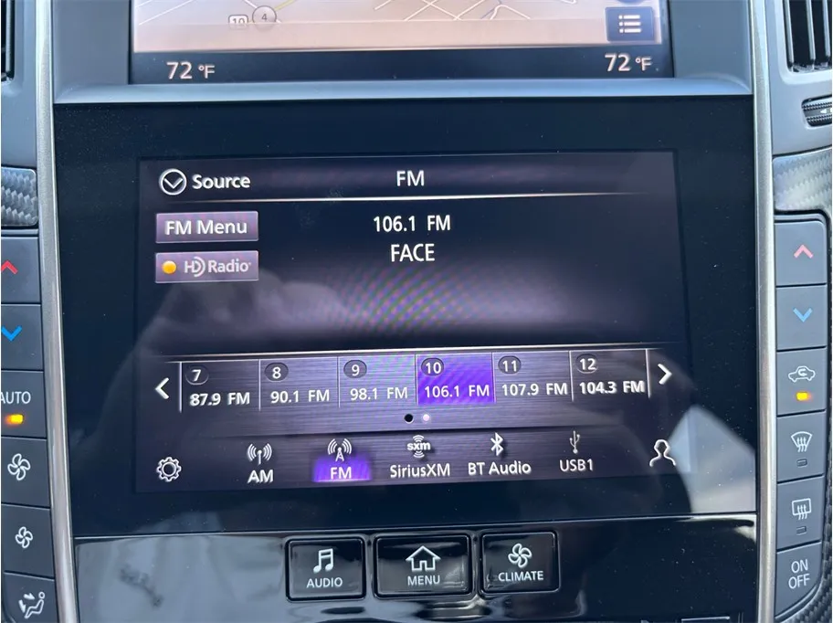 Infiniti Q50 photo 32