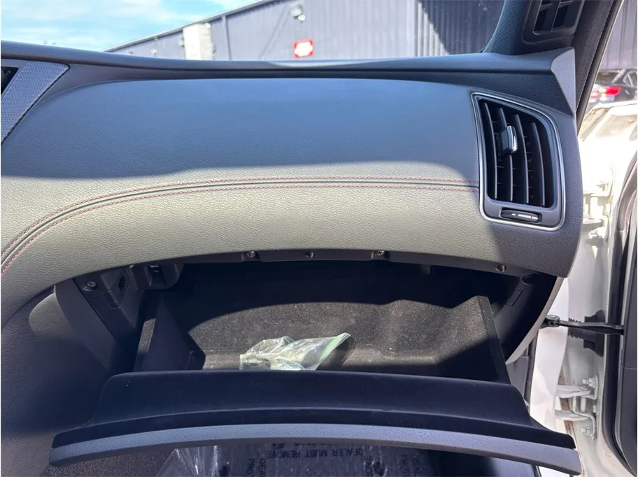 Infiniti Q50 photo 46