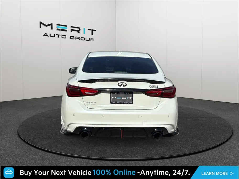 Infiniti Q50 photo 8
