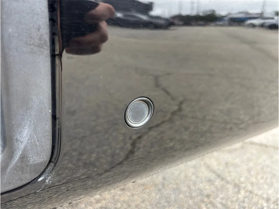 Nissan Titan photo 15