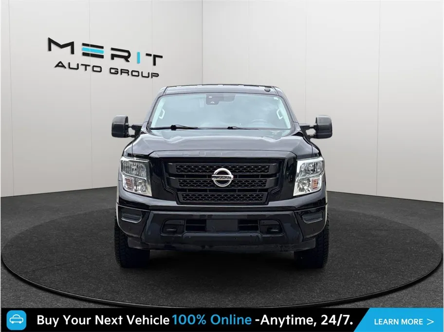 Nissan Titan photo 3