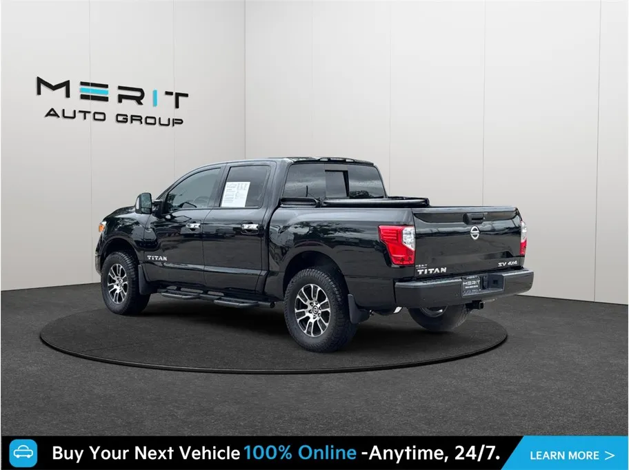 Nissan Titan photo 7
