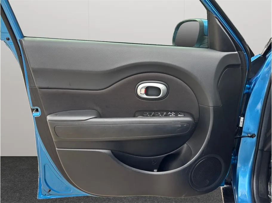 Kia Soul photo 13