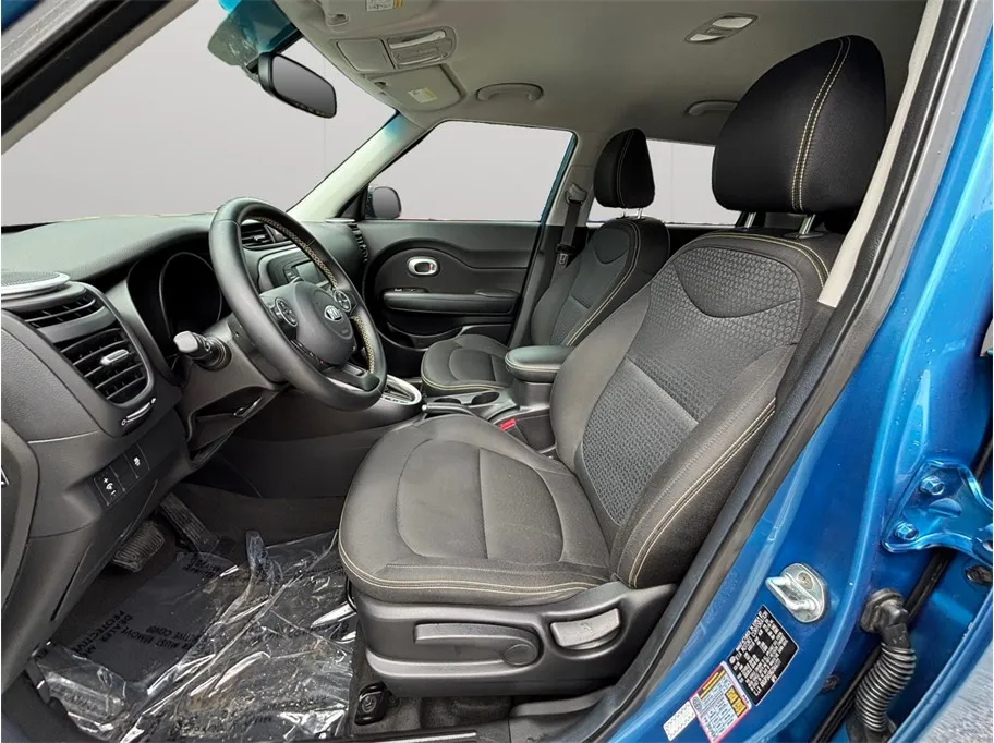 Kia Soul photo 2
