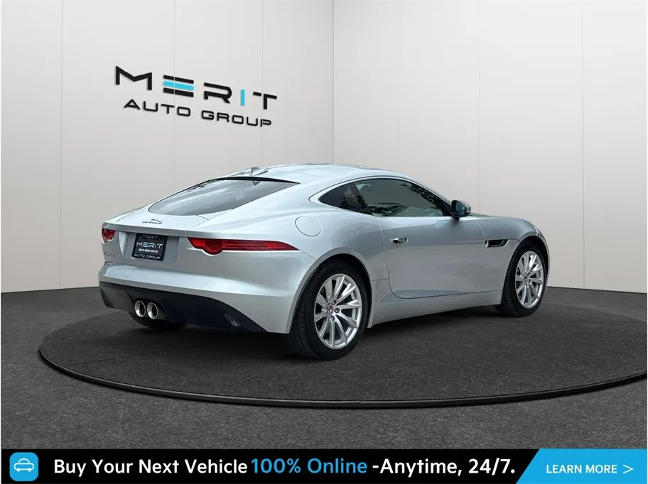 Jaguar F-TYPE photo 9