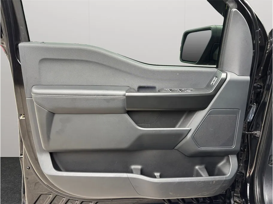 Ford F-150 photo 18