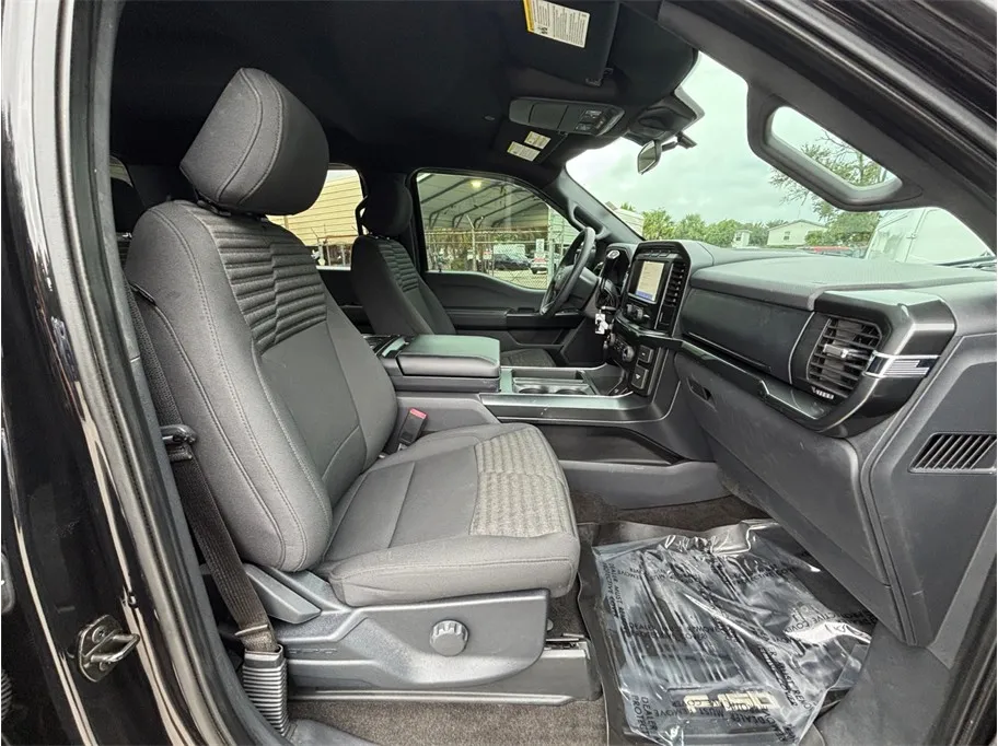 Ford F-150 photo 38