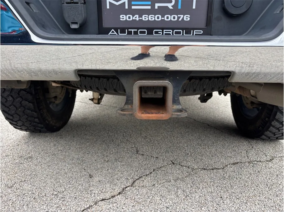 Chevrolet Silverado photo 15