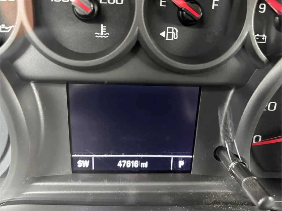 Chevrolet Silverado photo 20