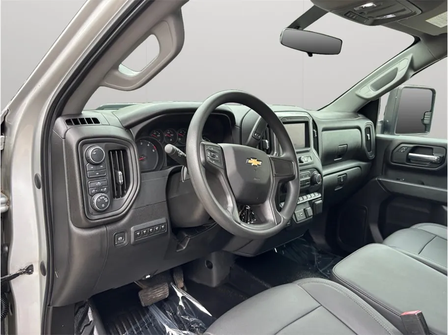 Chevrolet Silverado photo 6