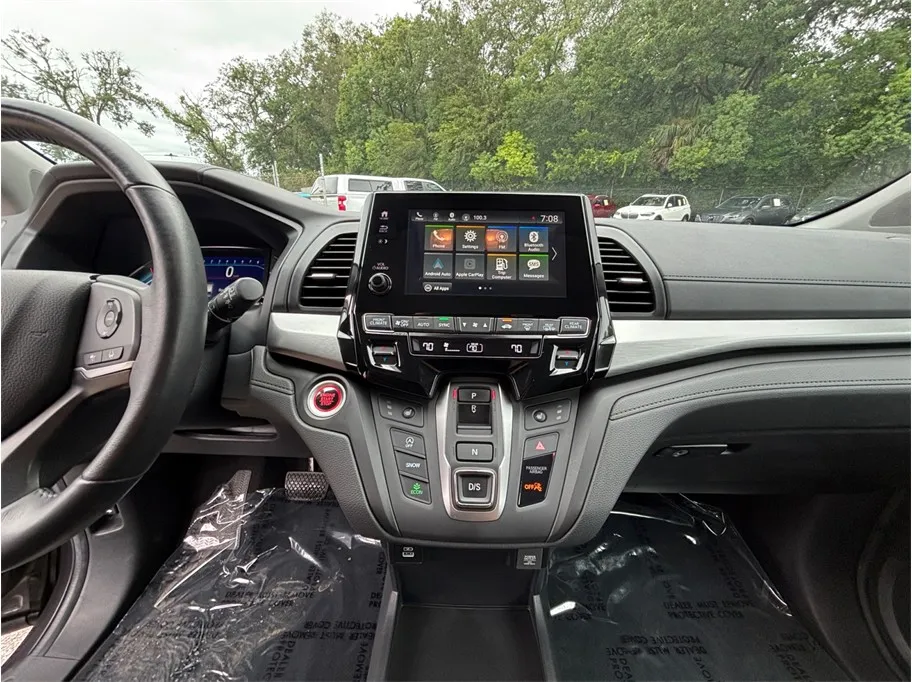 Honda Odyssey photo 11
