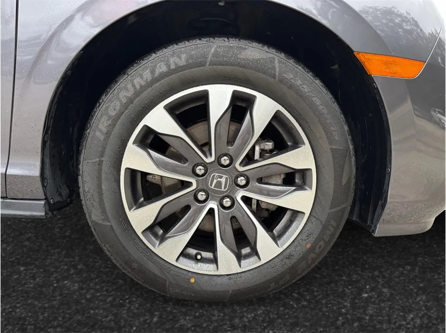 Honda Odyssey photo 13