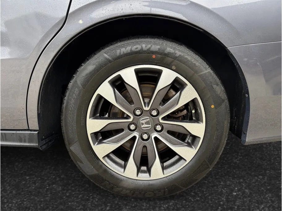 Honda Odyssey photo 14