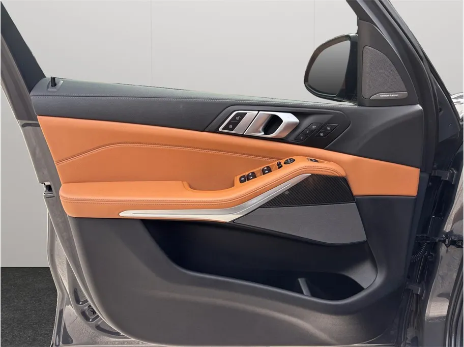 BMW X5 photo 24