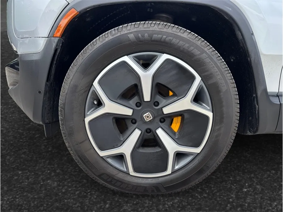 Rivian R1T photo 13