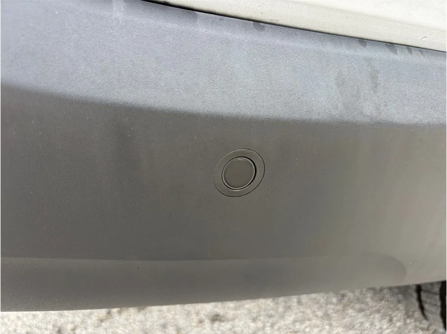 Rivian R1T photo 15