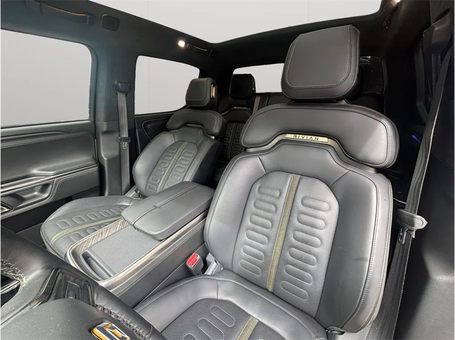 Rivian R1T photo 18