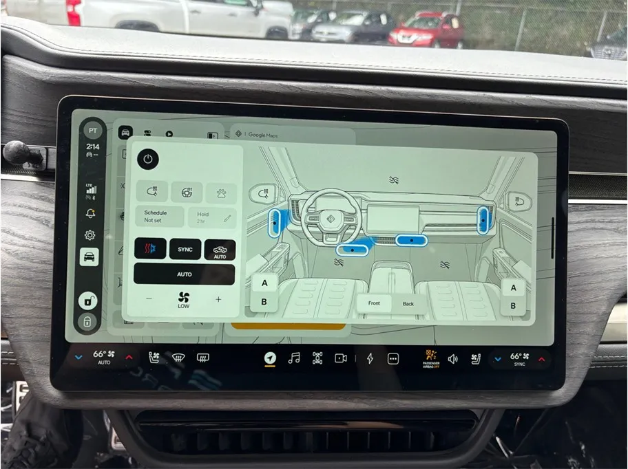 Rivian R1T photo 26