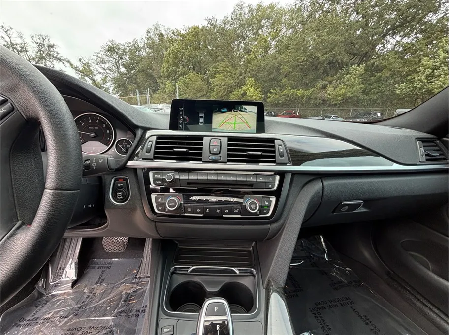 BMW 4 Series photo 11