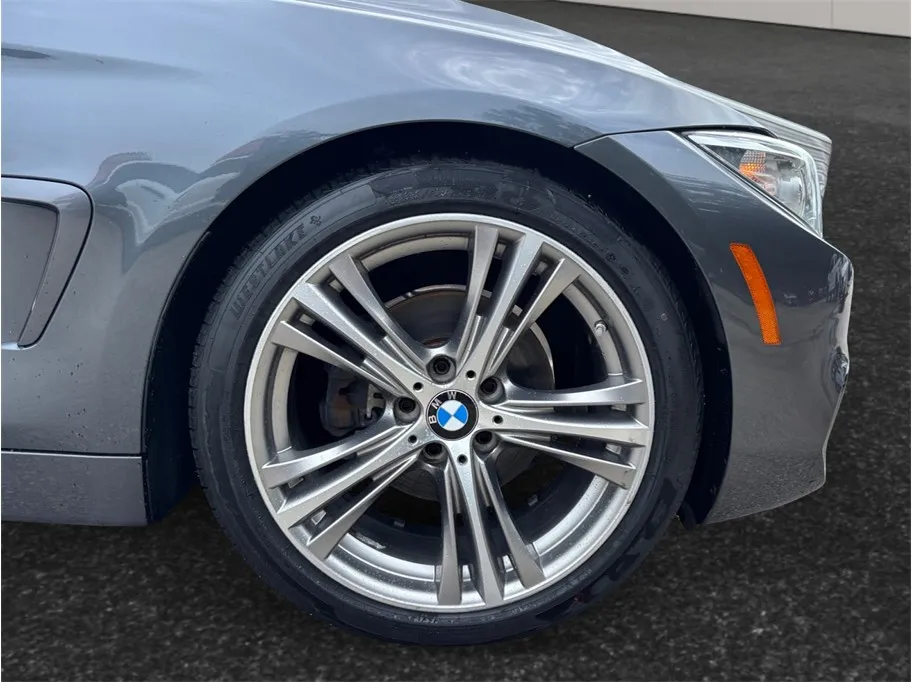 BMW 4 Series photo 12