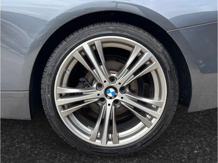 BMW 4 Series photo 14