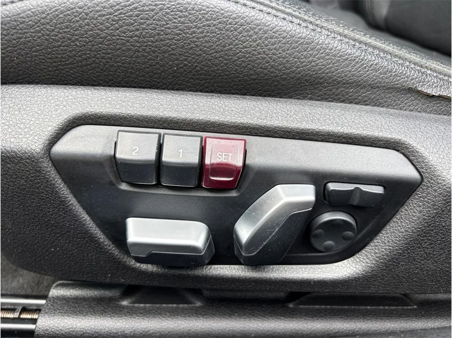 BMW 4 Series photo 18