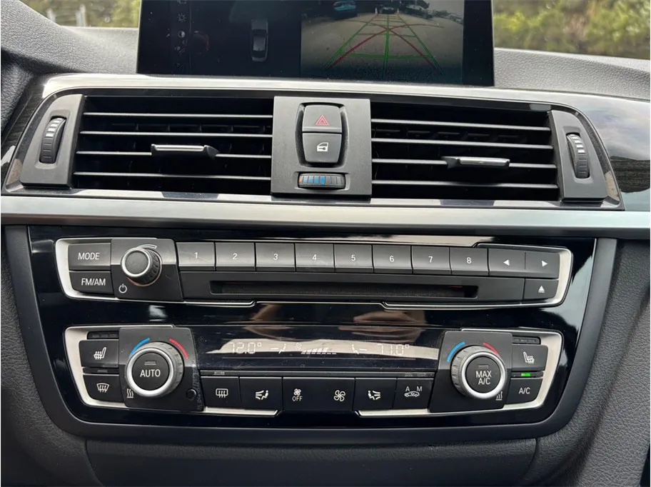 BMW 4 Series photo 29