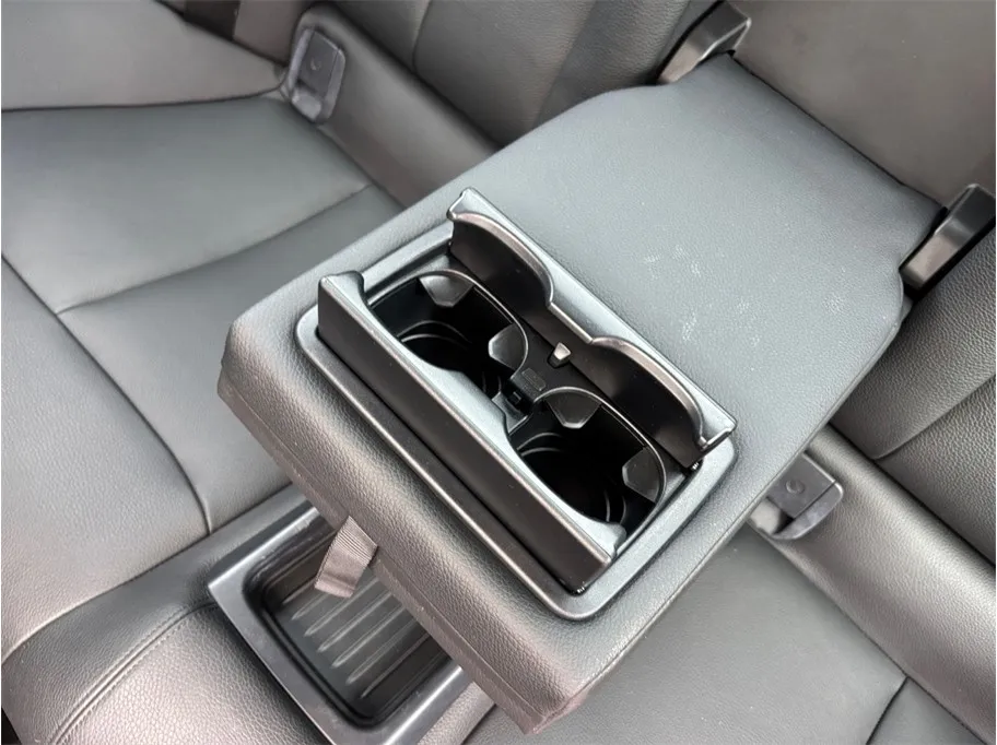 BMW 4 Series photo 36