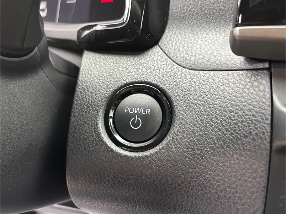 Toyota Camry photo 24