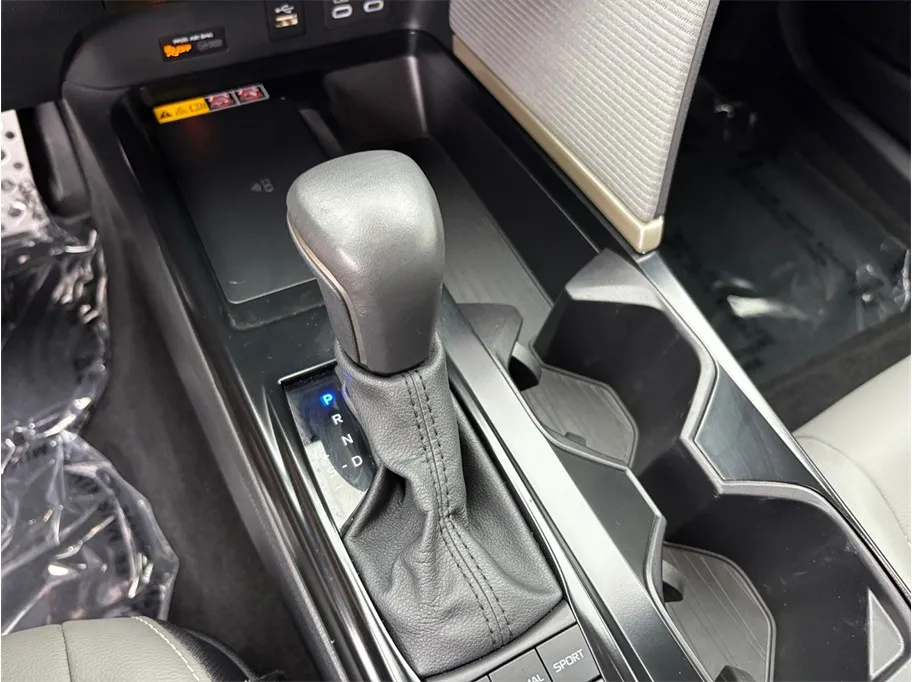 Toyota Camry photo 30