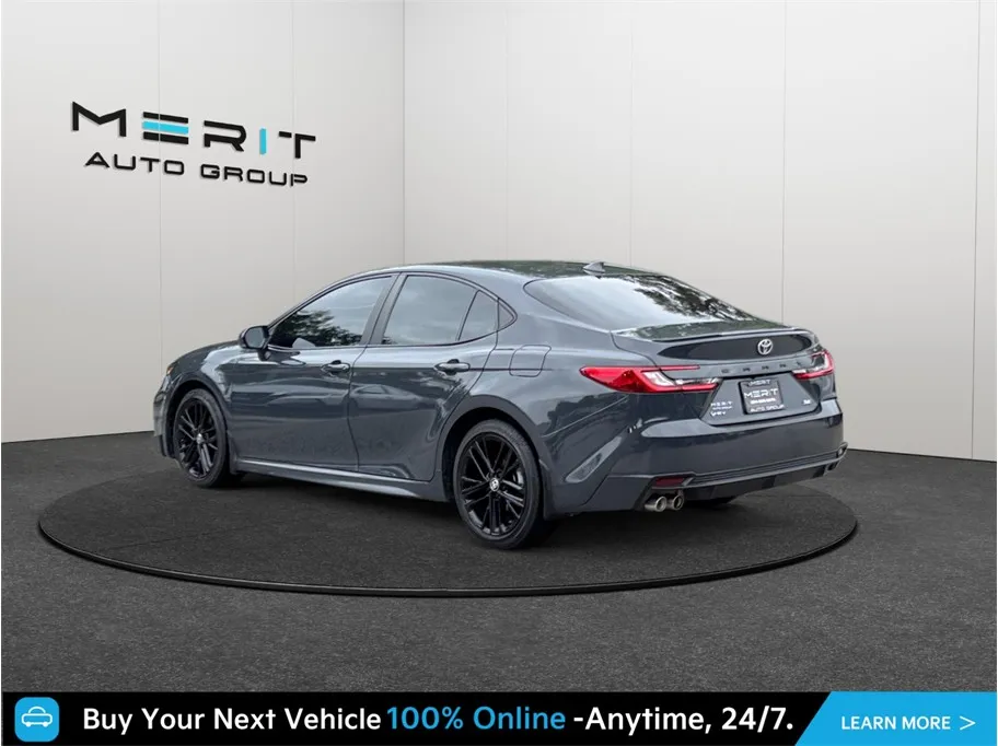Toyota Camry photo 7