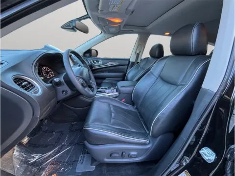 Photos of 2019 Infiniti QX60 LUXE Sport Utility 4D for sale in Jacksonville, FL at Merit Auto Group Atlantic