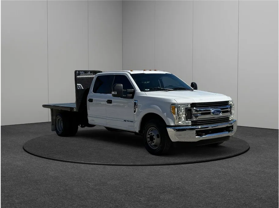 2017 Ford Super Duty F-350 DRW XL Cab & Chassis 4D for sale in Jacksonville, FL