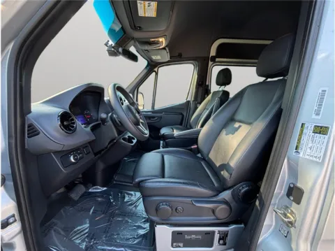 Photos of 2019 Mercedes-benz Sprinter 2500 Passenger High Roof w/144 WB Van 3D for sale in Jacksonville, FL at Merit Auto Group Atlantic