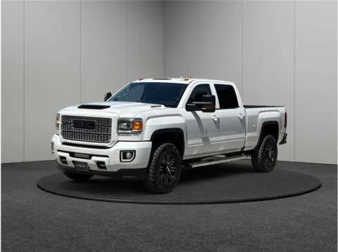 More photos of 2018 GMC Sierra 3500 HD Crew Cab Denali Pickup 4D 6 1/2 ft at Merit Auto Group Atlantic, FL