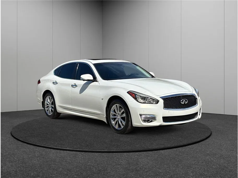 2015 INFINITI Q70 3.7 Sedan 4D 4dr Sdn V6 RWD for sale in Jacksonville, FL