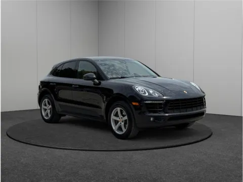 Black 2018 Porsche Macan Sport Utility 4D for sale in Jacksonville, FL