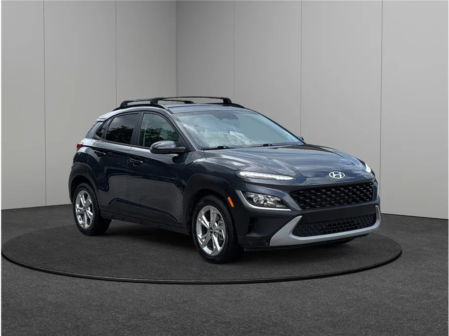 Gray 2022 Hyundai Kona SEL for sale in Jacksonville, FL