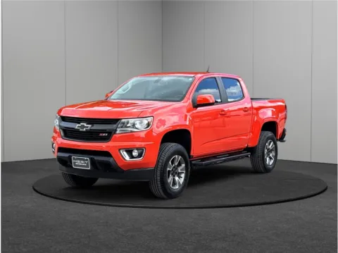 More photos of 2019 Chevrolet Colorado Crew Cab Z71 Pickup 4D 5 ft at Merit Auto Group Atlantic, FL