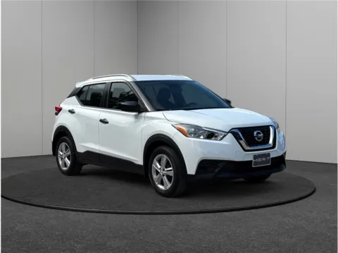 White 2019 Nissan Kicks S Sport Utility 4D for sale in Jacksonville, FL