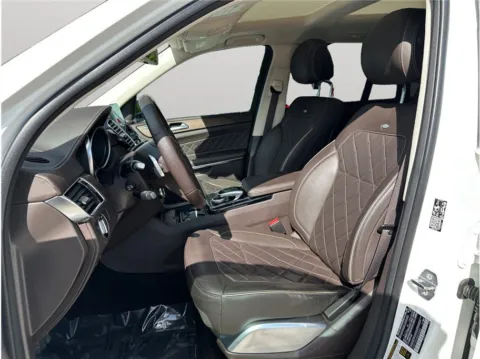 Photos of 2019 Mercedes-Benz GLS 550 for sale in Jacksonville, FL at Merit Auto Group