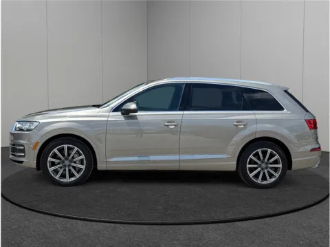 More photos of 2017 Audi Q7 Prestige at Merit Auto Group, FL